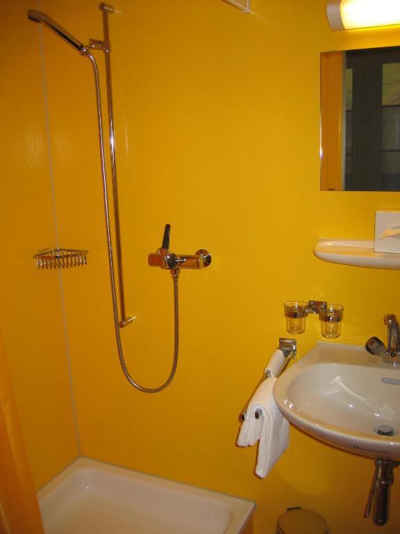 Hotel Krone Giswil Δωμάτιο φωτογραφία